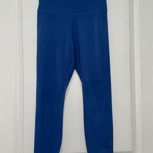 Nike dri fit leggings